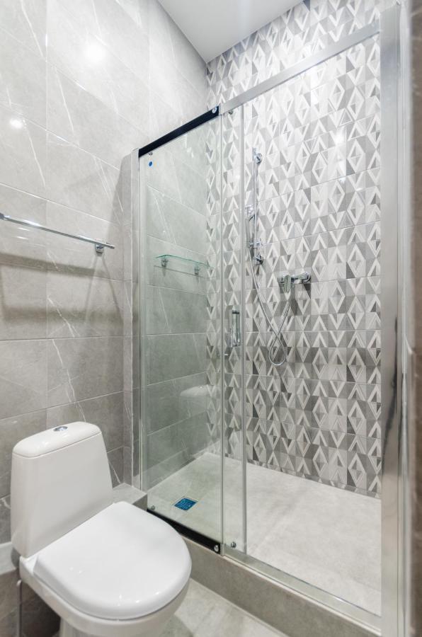 View Smart Apartment Kvartet Railway Station 4D Kiew Exterior foto